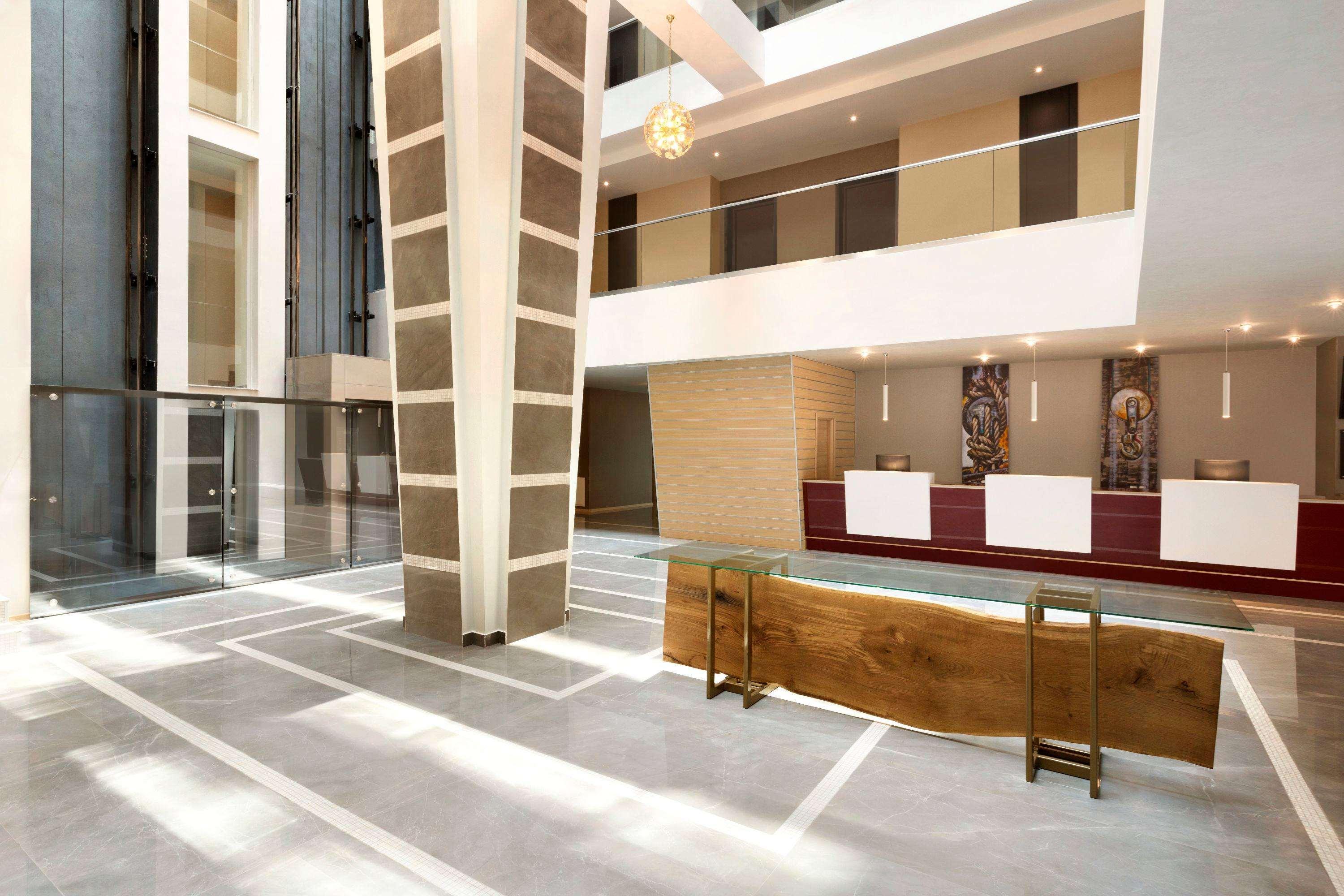 Ramada Hotel
