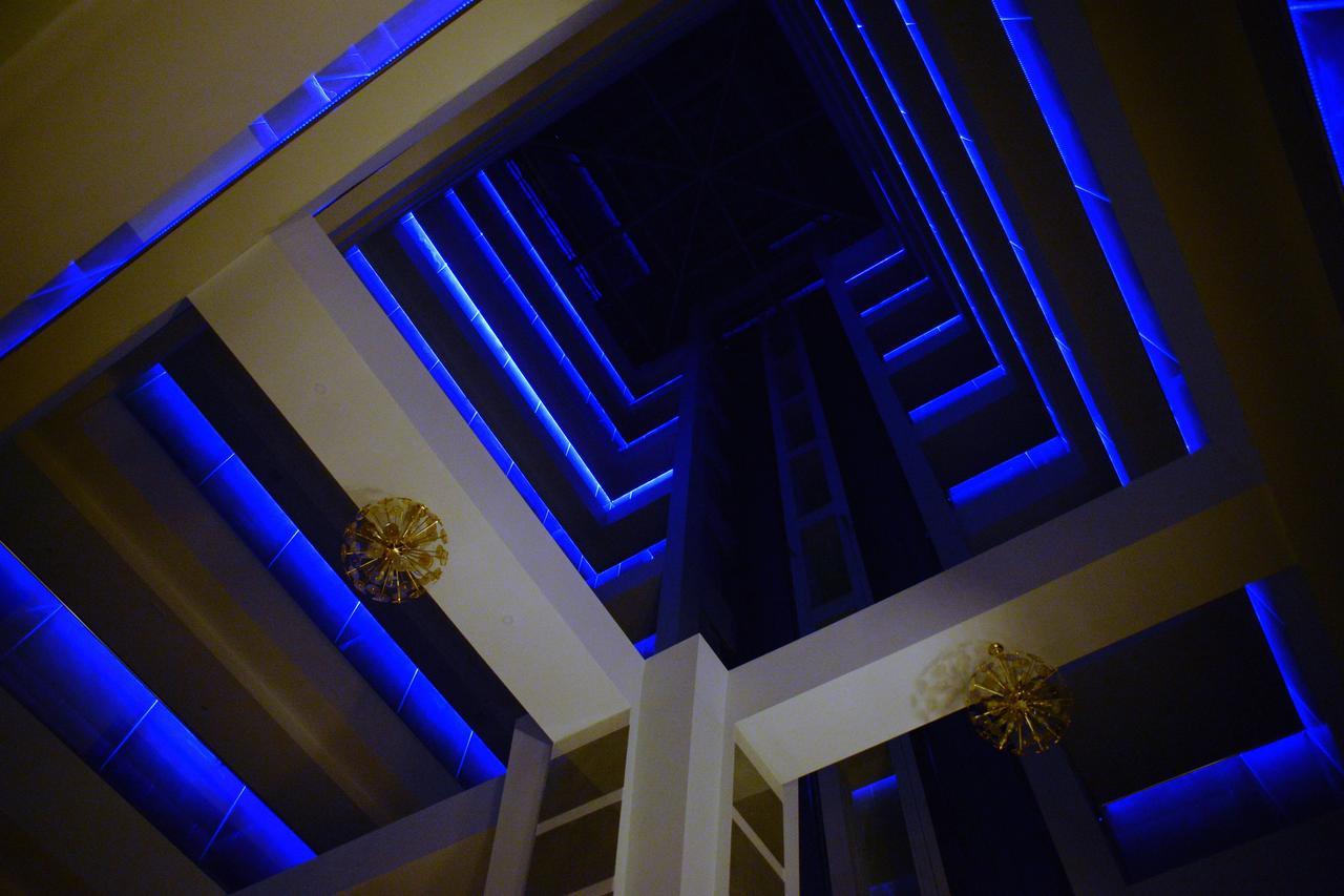 Ramada 4*